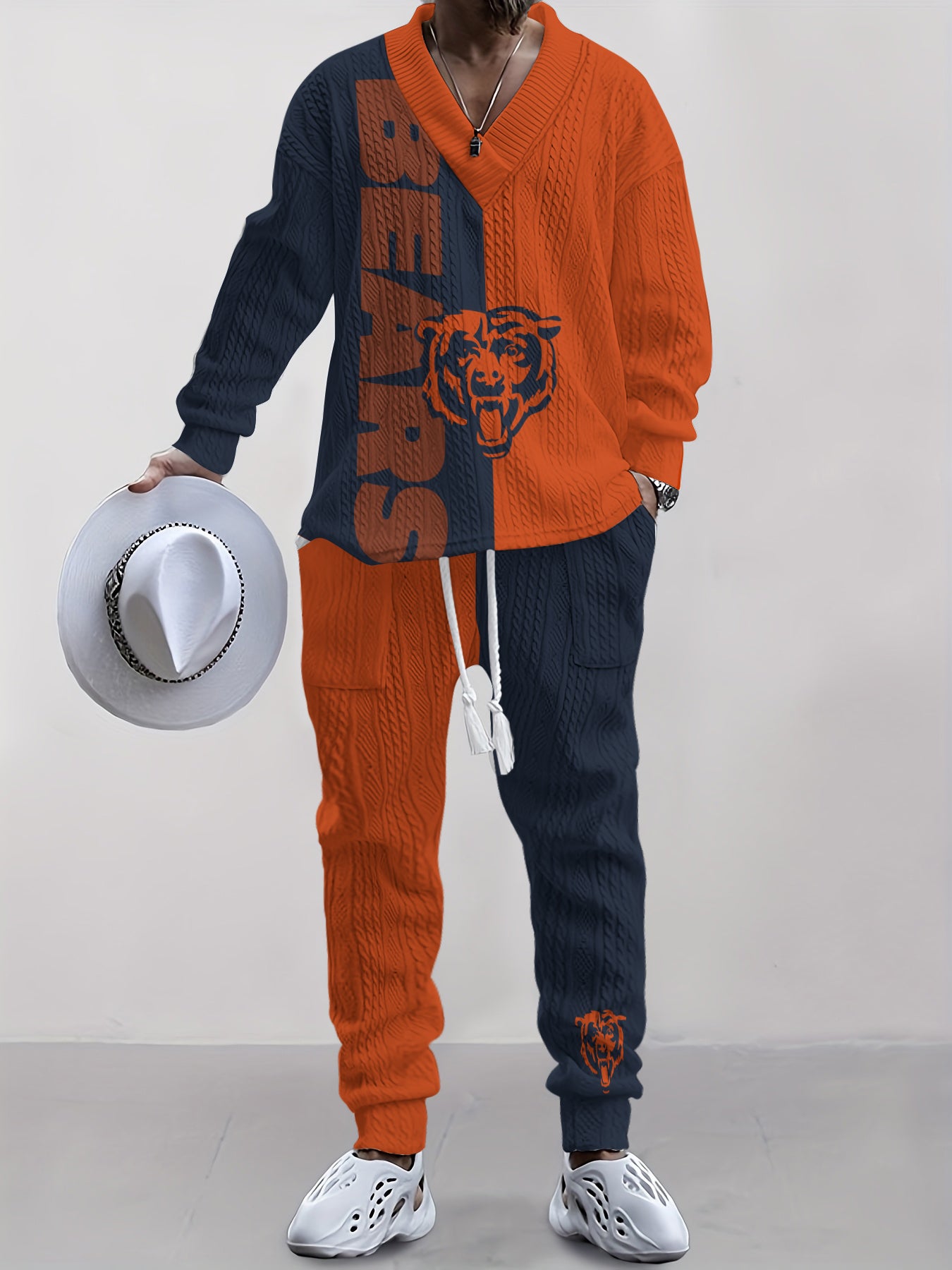 Chicago Bears Classic All-Season Long Sleeve V-Neck Pullover Sweater