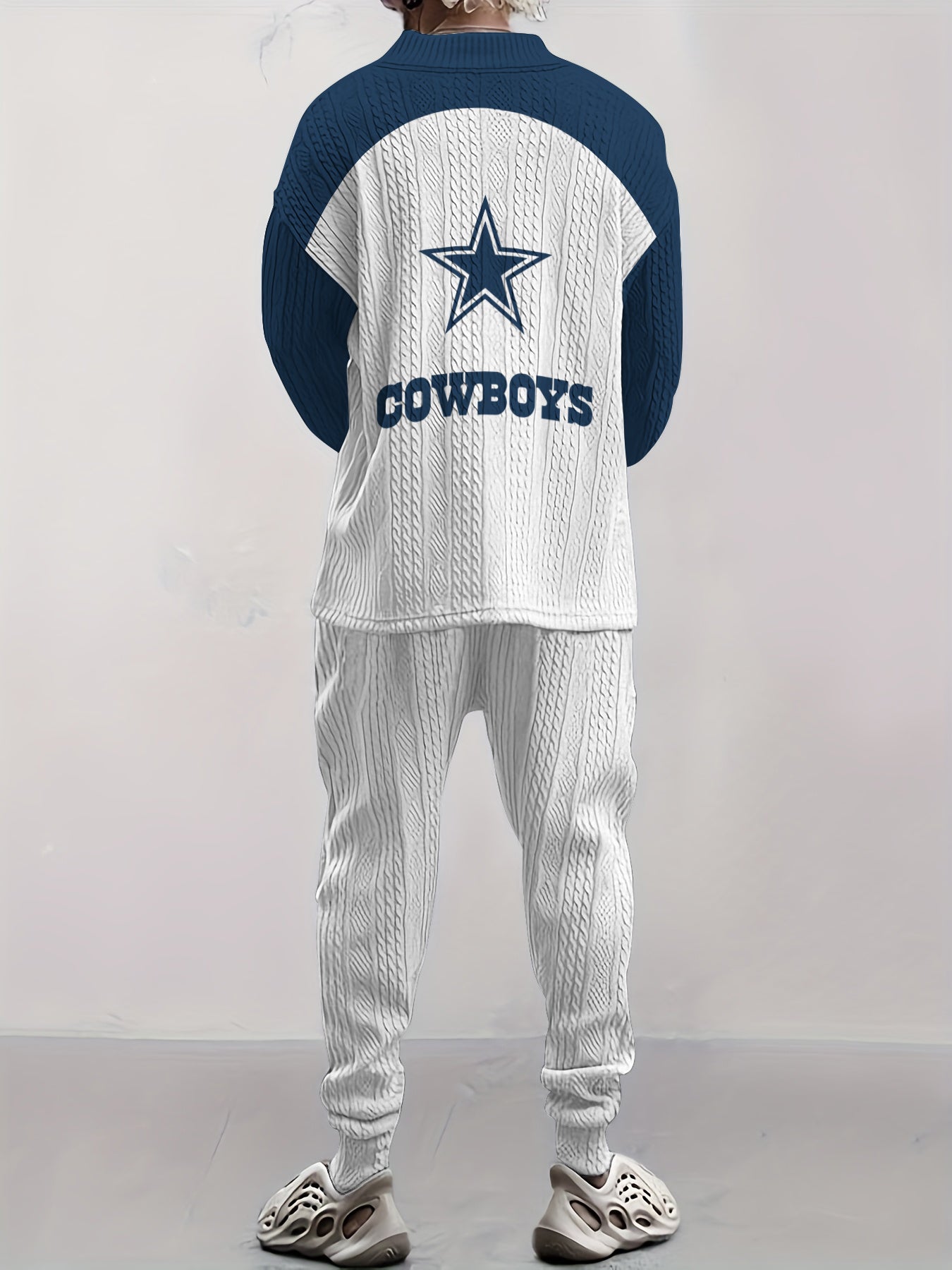 Dallas Cowboys Classic All-Season Long Sleeve V-Neck Pullover Sweater