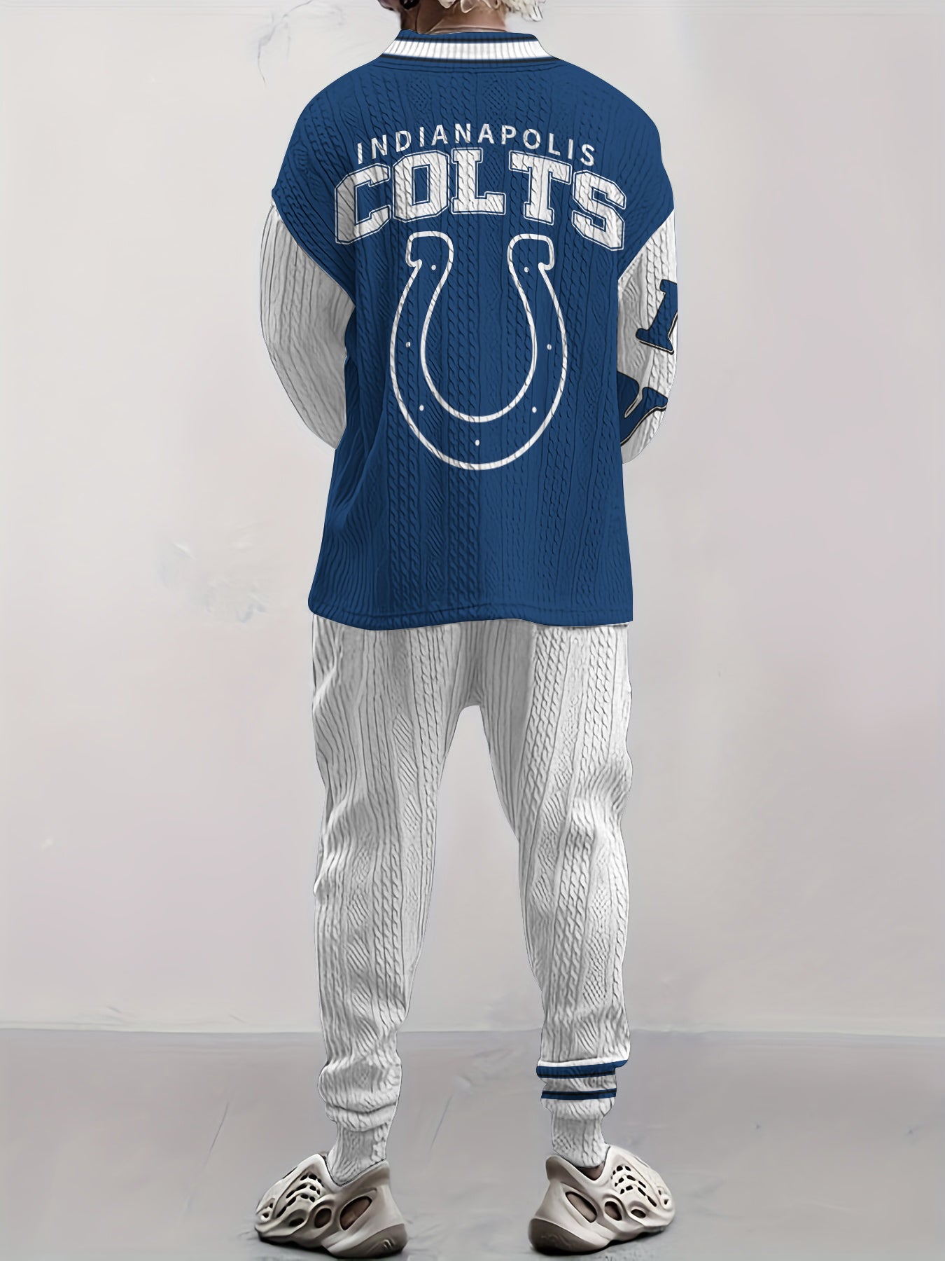 Indianapolis Colts Classic All-Season Long Sleeve V-Neck Pullover Sweater