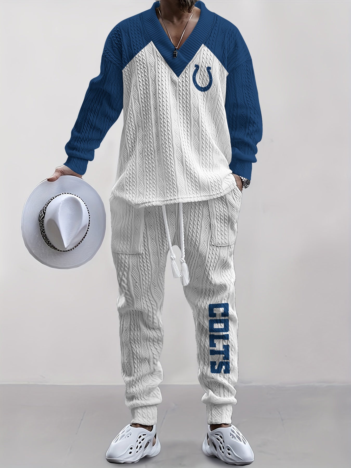 Indianapolis Colts Classic All-Season Long Sleeve V-Neck Pullover Sweater