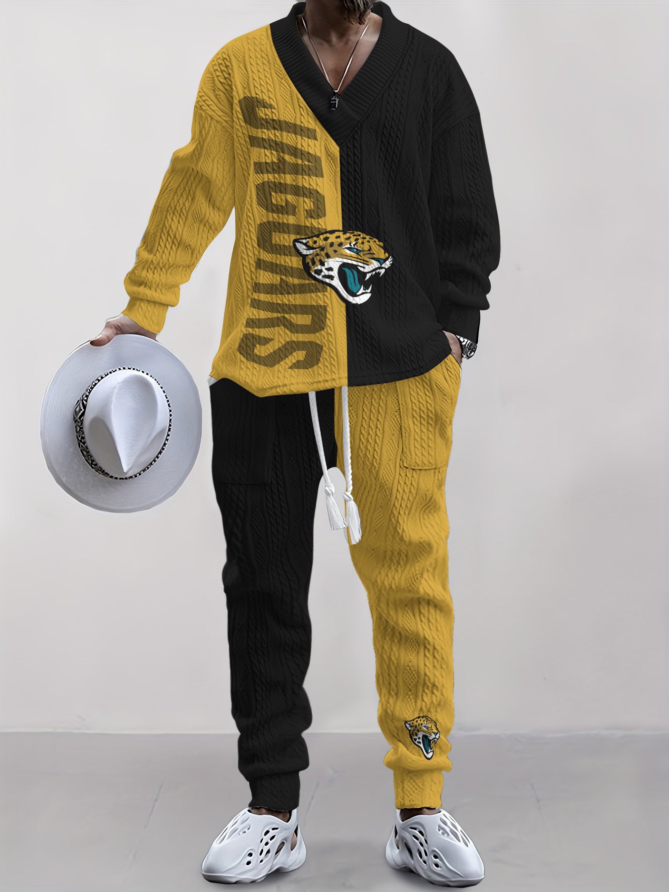 Jacksonville Jaguars Classic All-Season Long Sleeve V-Neck Pullover Sweater