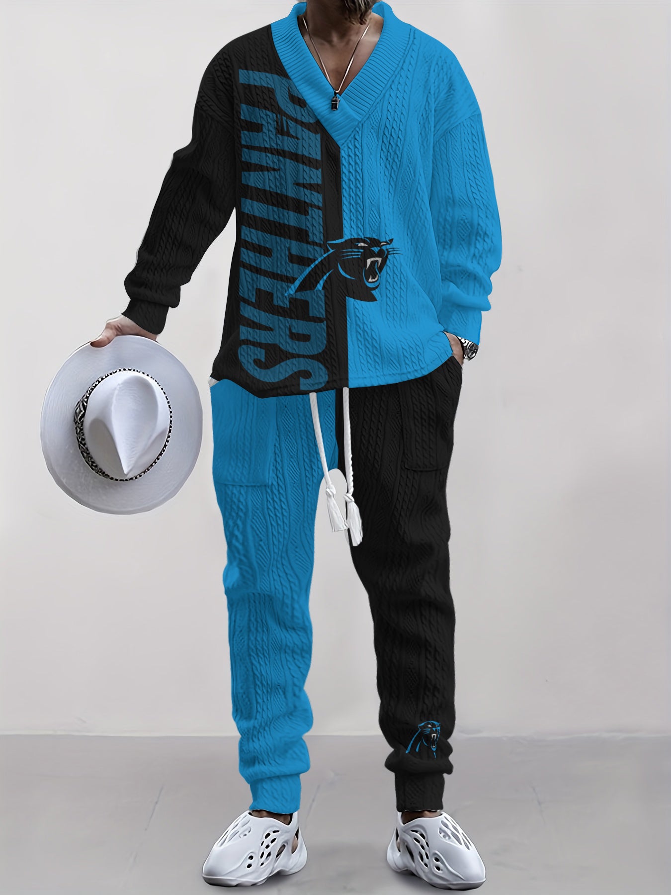 Carolina Panthers Classic All-Season Long Sleeve V-Neck Pullover Sweater