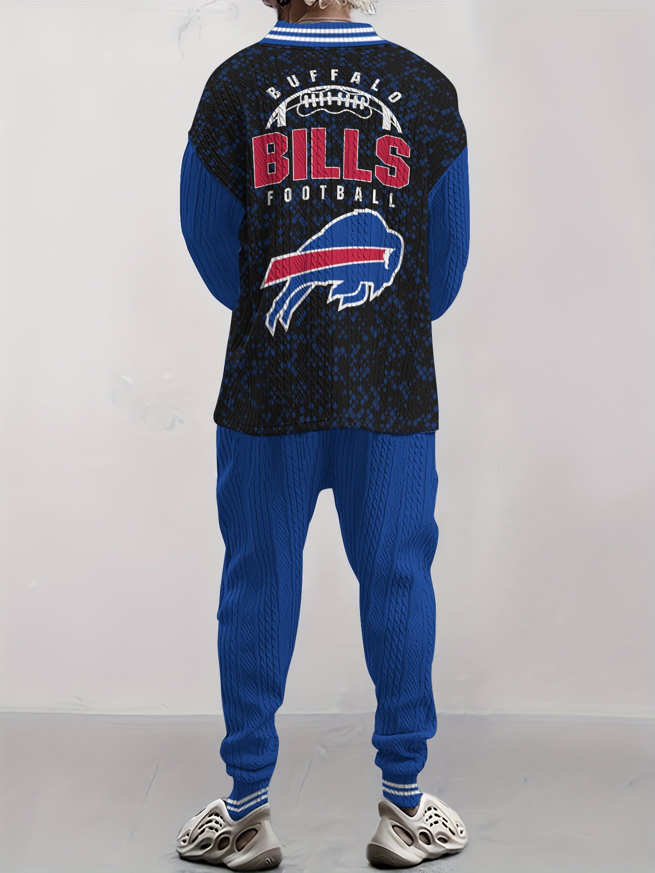 Buffalo Bills Classic All-Season Long Sleeve V-Neck Pullover Sweater