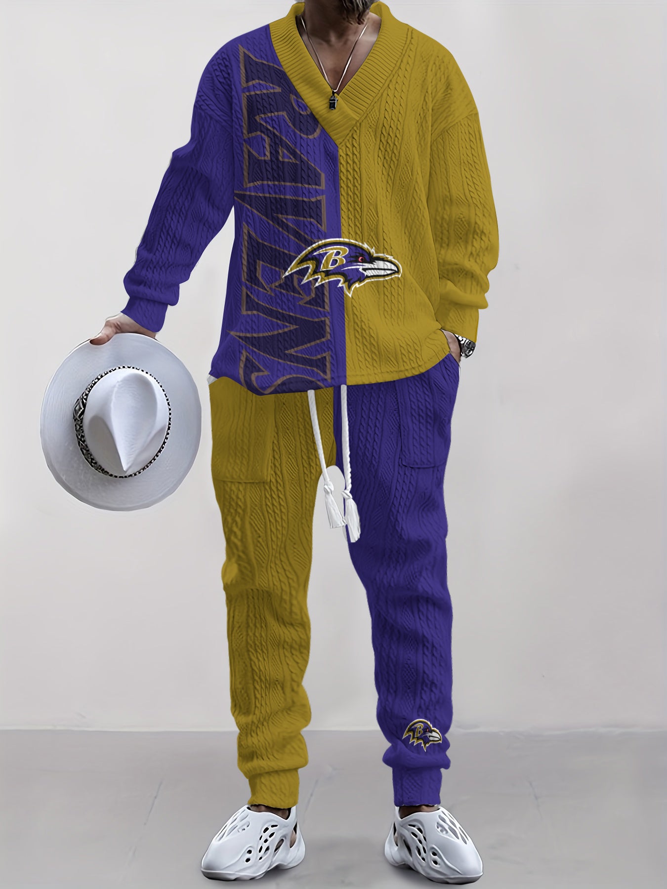 Baltimore Ravens Classic All-Season Long Sleeve V-Neck Pullover Sweater