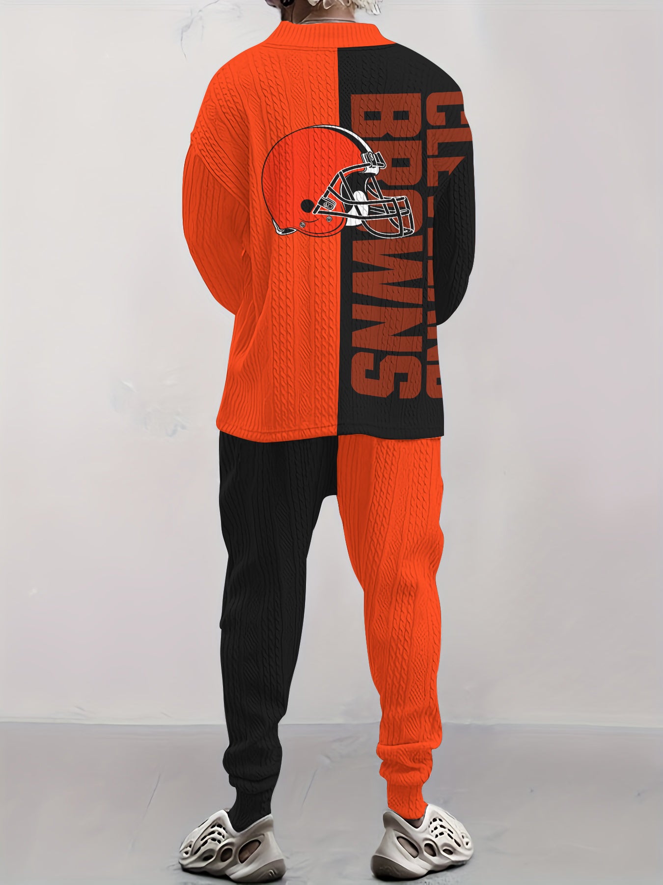 Cleveland Browns Classic All-Season Long Sleeve V-Neck Pullover Sweater
