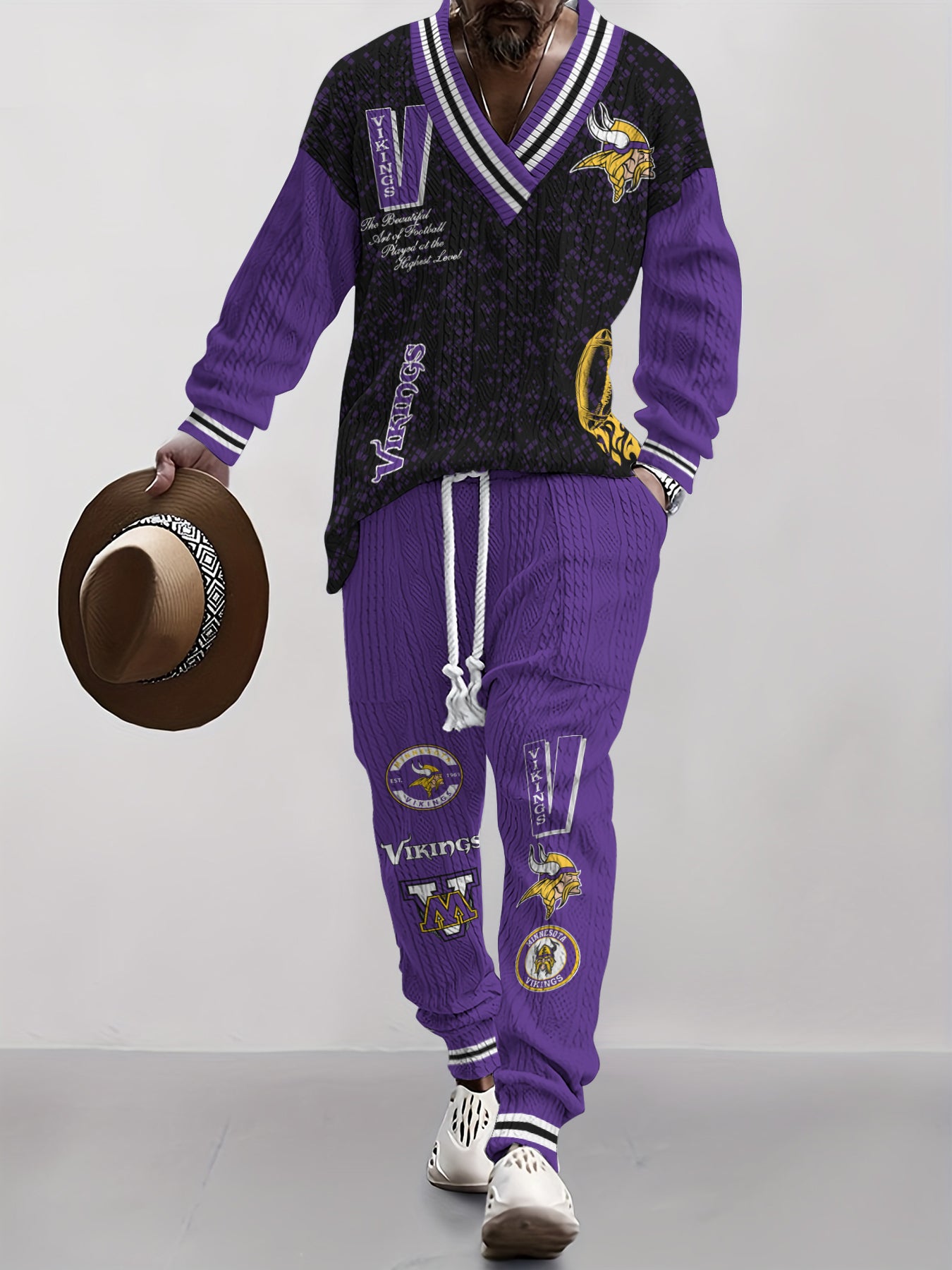 Minnesota Vikings  Classic All-Season Long Sleeve V-Neck Pullover Sweater