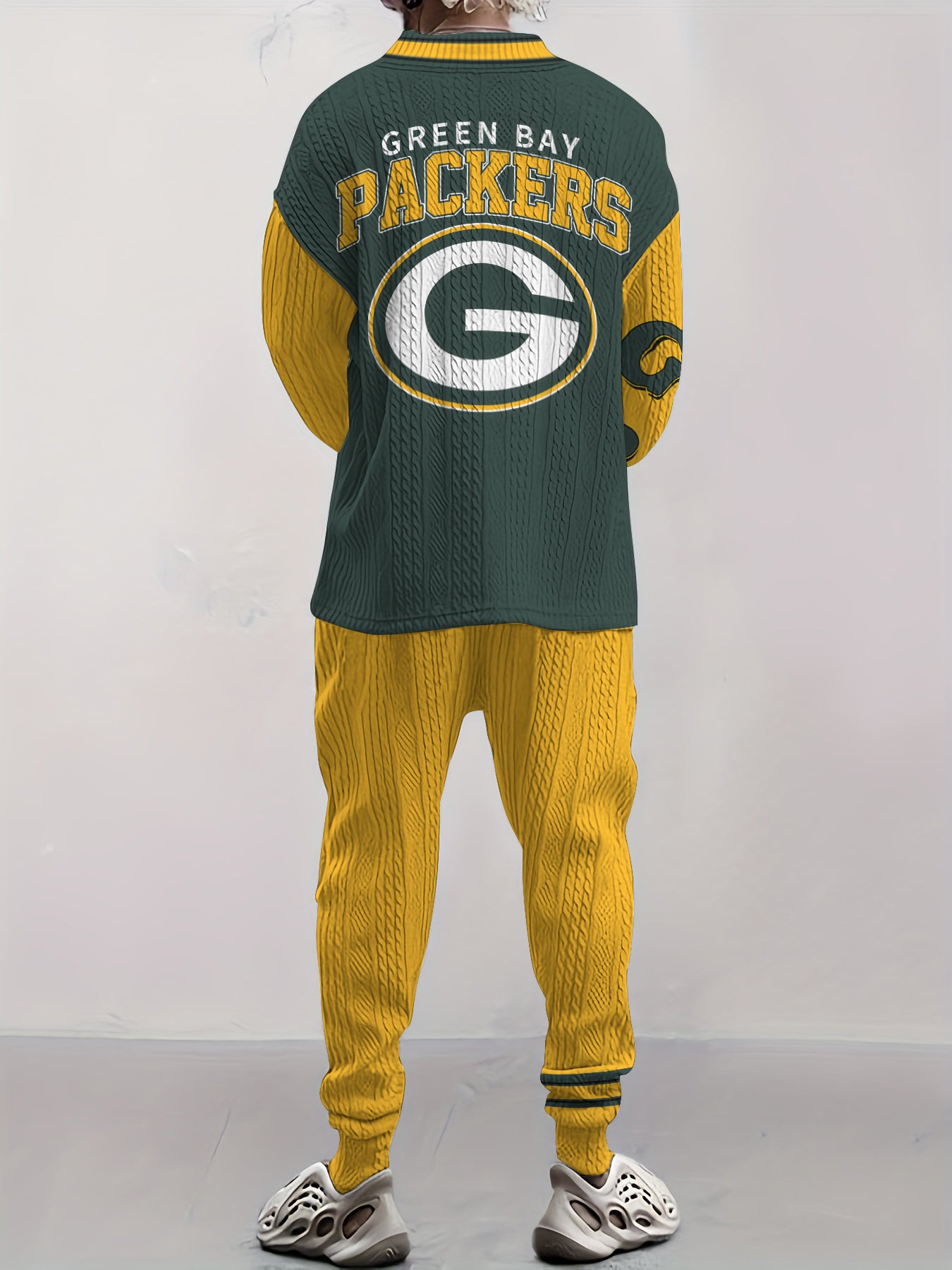 Green Bay Packers Classic All-Season Long Sleeve V-Neck Pullover Sweater