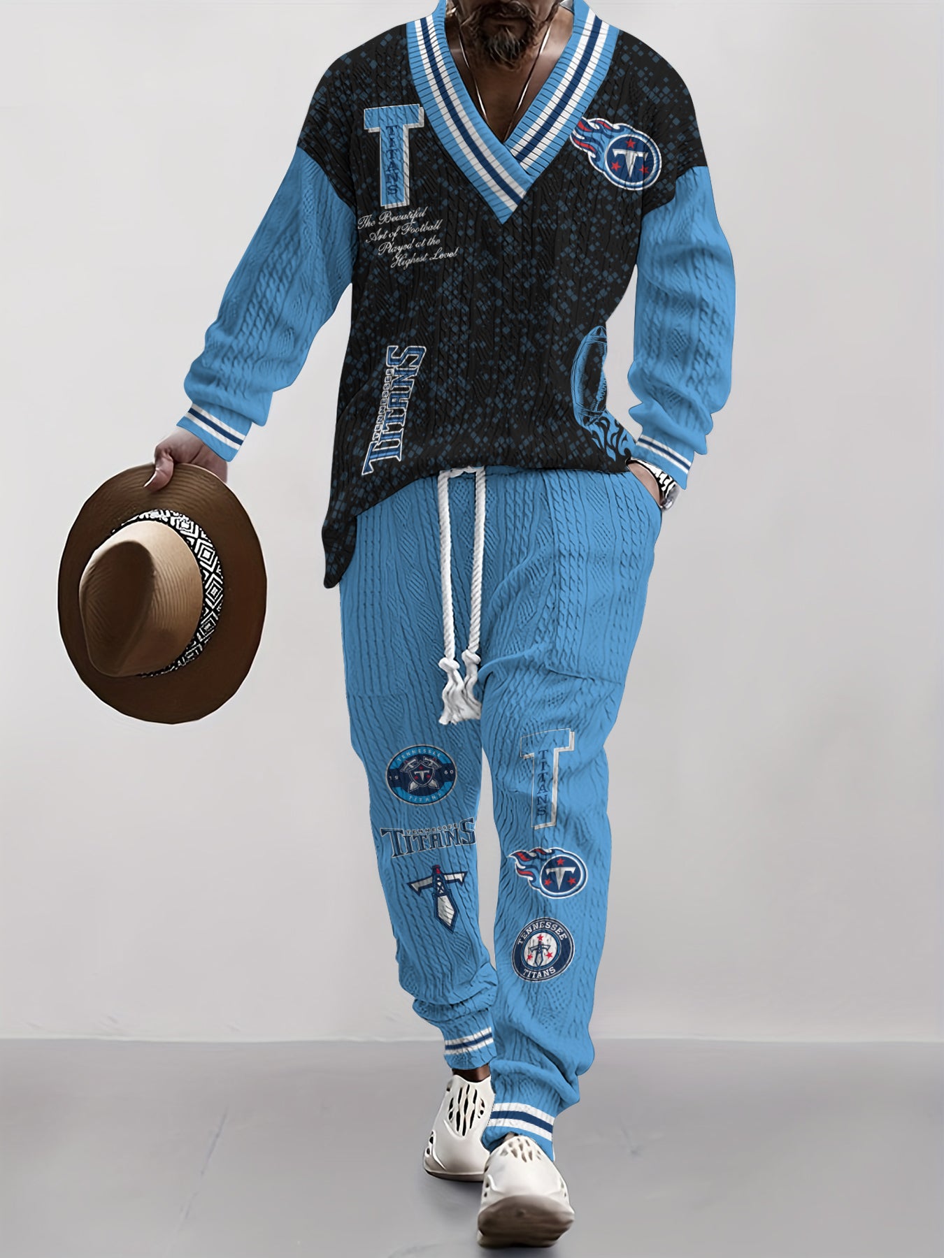 Tennessee Titans  Classic All-Season Long Sleeve V-Neck Pullover Sweater