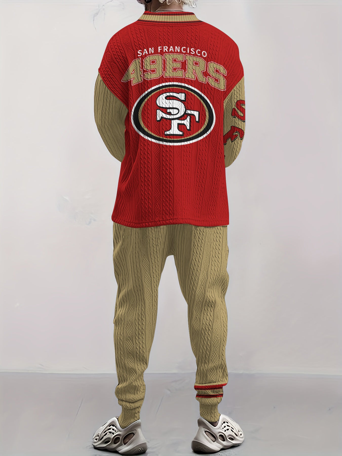 San Francisco 49ers Classic All-Season Long Sleeve V-Neck Pullover Sweater